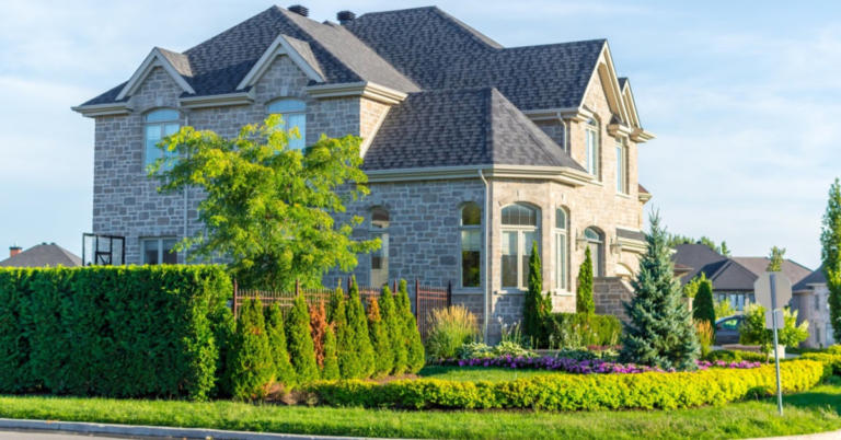 10 Tips for Buying a Luxury Home in Ontario