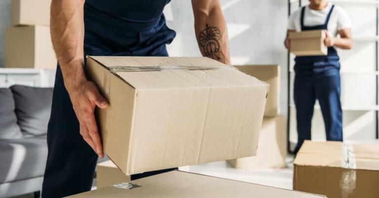 Are Your Belongings Covered When Using a Moving Company?