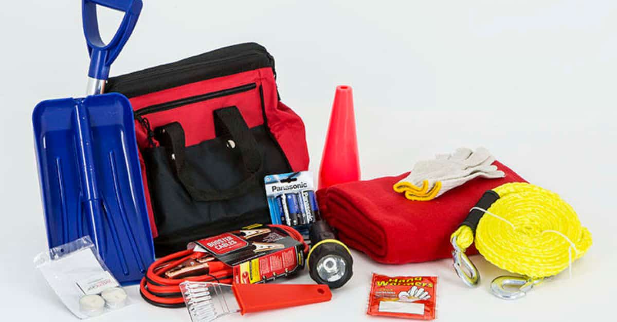 Winter Emergency Car Kit Essentials